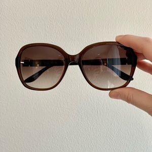 NWOT Elle sunglasses